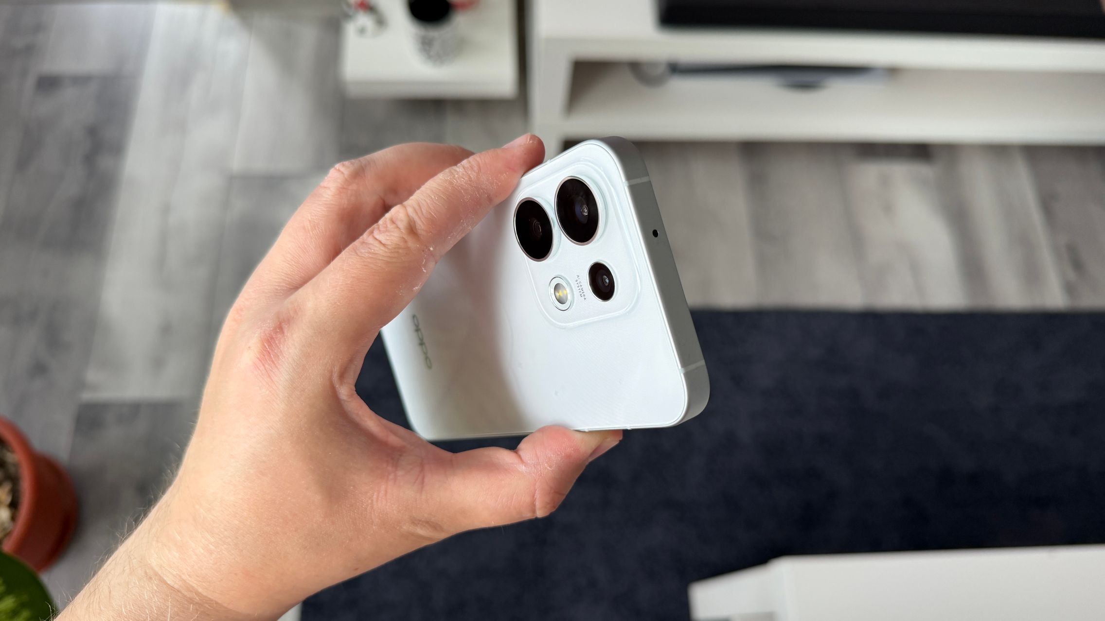 OPPO Reno16 Pro - Design (2) (galerie)