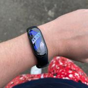 Xiaomi Smart Band 7 Review: Brățara de fitness iubită de toți revine, cu Always on Display, ecran mai mare și aceeași rețetă de succes (Video)