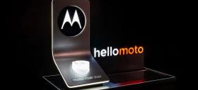 Motorola RAZR 3 primeşte un teaser şi o schimbare de nume; Telefonul pliabil se va numi Moto RAZR 2022