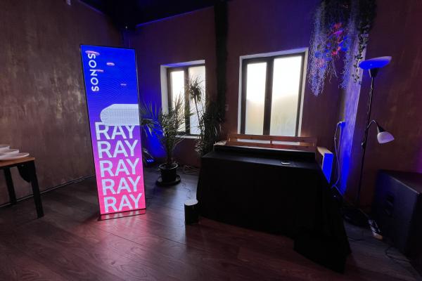 Sonos aduce în România soundbar-ul compact Ray, inaugurează o ramură locală mai vizibilă şi prezentă