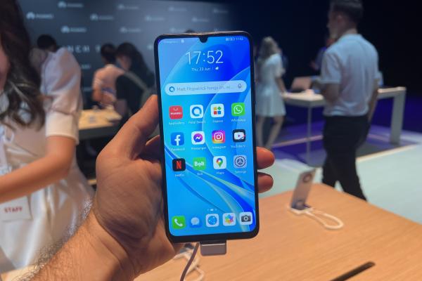 Huawei nova Y70 - Fotografii Hands-On