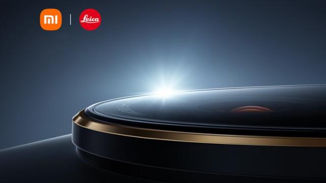 <b>Nu va exista un Xiaomi 12 Ultra! Noile flagship-uri sunt Xiaomi 12S, 12S Pro și 12S Ultra, cu optică LEICA și sosesc pe 4 iulie</b>Multă vreme am crezut că următorul flagship al celor de la Xiaomi se va numi Xiaomi 12 Ultra, dar iată că uneori și zvonacii se mai înșeală, astfel că nu vom avea un telefon cu această denumire. Informația vine direct pe surse oficiale