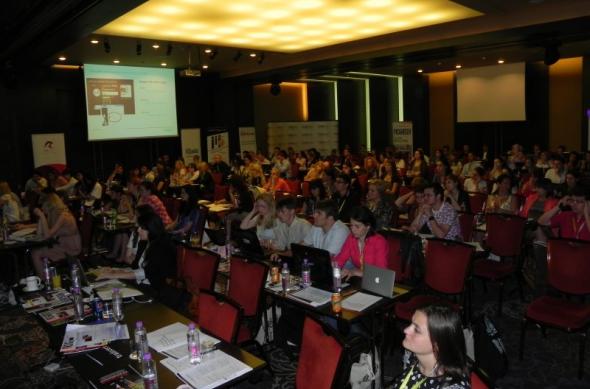 Social Networks Conference 2011 - mic rezumat: dscn6165jpg.jpg