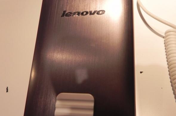 Lenovo S860 Hands on preview: phablet de 5.3 inch care poate Încărca alte telefoane (Retro MWC 2014 - Video): dscn4746jpg.jpg