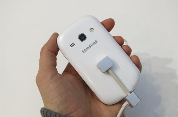 MWC 2013: Samsung Galaxy Fame În acțiune la Barcelona, Într-un hands on preview rapid (Video): samsung_galaxy_fame_4jpg.jpg