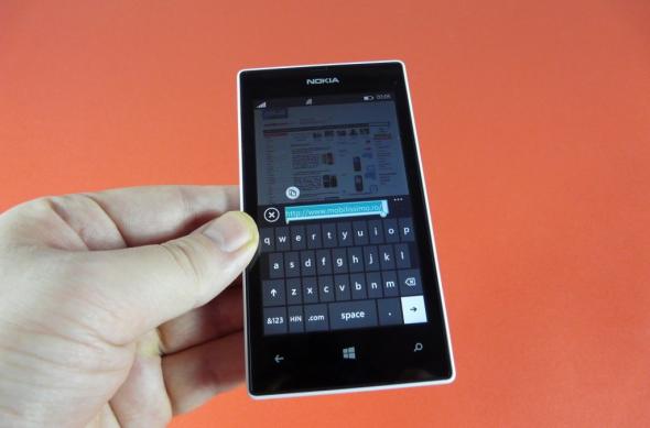 Nokia Lumia 520 review: raport calitate-preț imbatabil și acustică fără reproș (Video): nokia_lumia_520_review_mobilissimo_ro_02jpg.jpg
