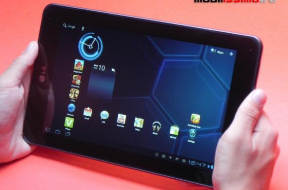 Review LG Optimus Pad - prima tabletă 3D nu iese În evidență și la capitole 2D (Video): lg_optimus_pad_mobilissimo_21.jpg