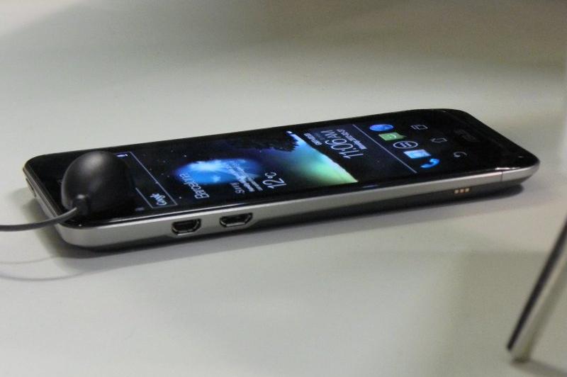 MWC 2012 & Încă o zi de premii: prezentare energică ASUS, conferință la Muzeul de Rock și o atmosferă electrizantă (Video): dscn0174jpg.jpg
