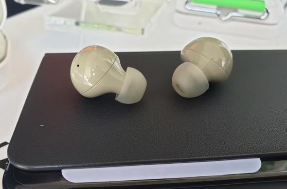 Samsung Galaxy Buds 2 - Fotografii Hands-On: Samsung-Galaxy-Buds-2_007.jpg