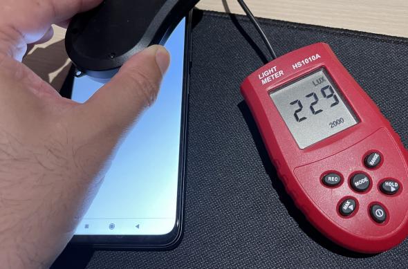 Luminozitate display Redmi Note 10 5G și ecranul văzut la microscop: Redmi-Note-10-5G_071.jpg