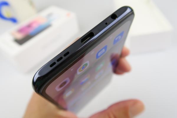 Redmi Note 10S: Baterie memorabilă, prinde top 10