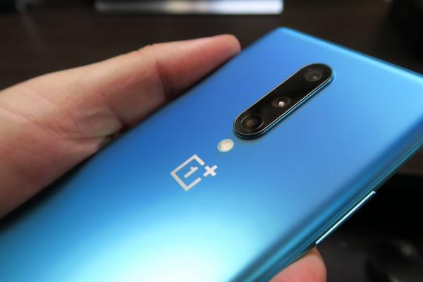 OxygenOS 11.0.8.8 se distribuie acum pe telefoanele OnePlus 8 și OnePlus 8 PRO 