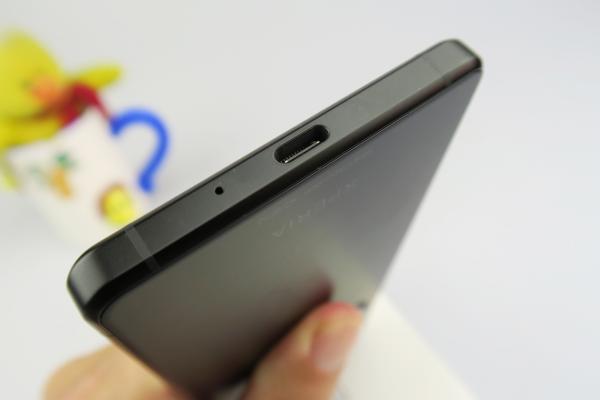 Sony Xperia 1 III: Baterie dezamăgitoare, autonomie modestă pentru 2021, 2020, poate şi 2019
