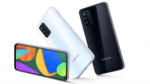 <b>Samsung Galaxy M52 5G are specificațiile dezvăluite: CPU Snapdragon 778G, ecran Super AMOLED de 6.7 inch și cameră quad în spate</b>Samsung urmează să lanseze noi smartphone-uri în perioada următoare. De această dată compania sud-coreeană ar aduce noutăți în cazul seriei M. Astfel, știm că urmează să debuteze curând atât Galaxy M32 5G, cât și Galaxy M52 5G. Cel din urmă este destul