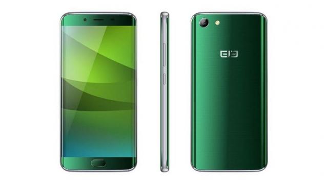 <b>Elephone S7, cea mai "fidelă" clonă Galaxy S7 primeşte 3 versiuni</b>Știam încă de ceva timp faptul că producătorul chinez Elephone ne pregătește o clonă aproape perfectă pentru smartphone-ul Galaxy S7. Ei bine, acest produs nu doar va copia design-ul produsului sud-coreean, ci va purta și numele terminalului produs de