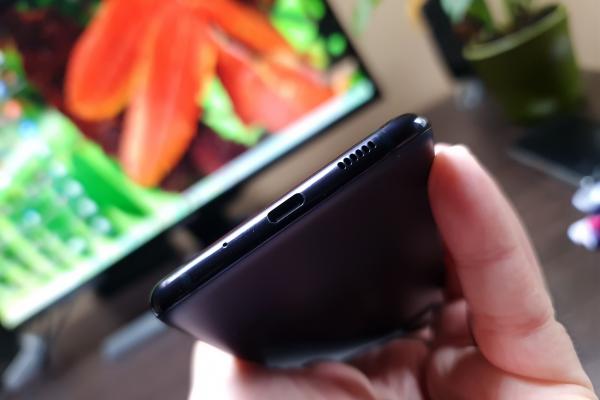 Samsung Galaxy S20 FE 5G: Acustică aidoma tripletei S20