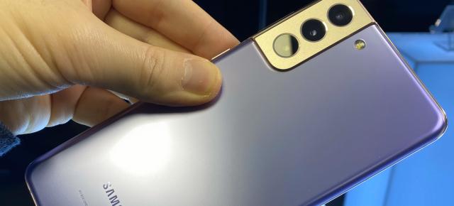 Samsung Galaxy S21+ 5G Hands On Review: varianta extralarge de S21, pentru gameri şi iubitori de seriale
