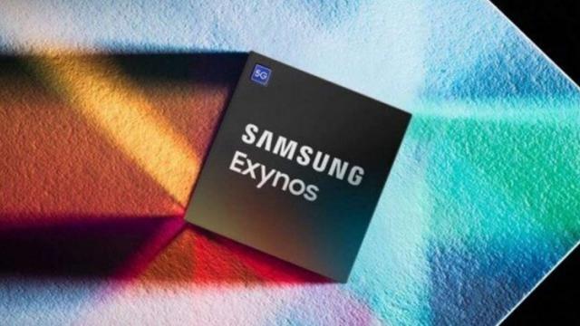 <b>Procesorul Exynos 2100 care va ajunge pe seria Samsung Galaxy S21 în unele regiuni, s-ar descurca mult mai bine decât Snapdragon 888</b>De câțiva ani, Samsung a început să-și dezvolte propriile procesoare pentru smartphone-urile sale. Acestea au ajuns însă doar pe unele telefoane destinate piețelor europene și sud-coreene. Din păcate, nu a avut un succes prea mare de-a lungul timpului