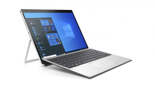 <b>CES 2021: HP Elite x2 G8 este un nou convertibil business, cu CPU Intel Core 11th Gen, ecran de 13 inch și kickstand</b>Pe lângă noi monitoare, cei de la HP au adus în cadrul târgului de tehnologie CES 2021 și laptop-uri business precum este cazul lui Elite x2 G8 - un model convertibil 2 în 1 destinat mediului 