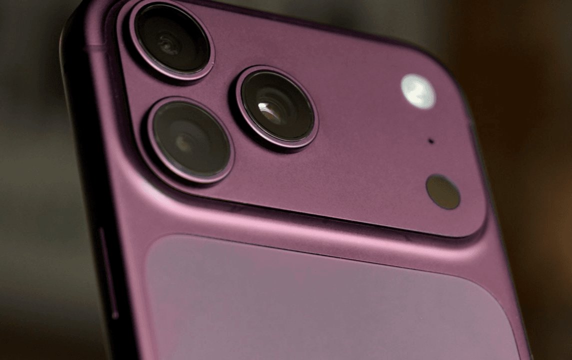 iPhone 18 Pro Max este acum oficial! Cameră cu diafragmă variabilă, baterie mai mare și un roșu burgundy care va face senzație 