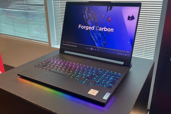 Lenovo Legion 9i - Fotografii