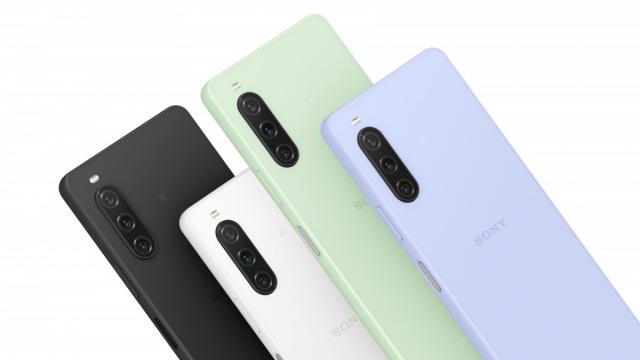 <b>Sony livrează actualizarea la Android 14 și pe telefonul Xperia 10 V</b>În prima săptămână a lunii noiembrie vă informam despre sosirea lui Android 14 pe smartphone-ul Sony Xperia 1 V, iar astăzi, la 7 zile distanță iată că update-ul ajunge și pe Xperia 10 V, telefon mid-range. Actualizarea poate fi identificată 