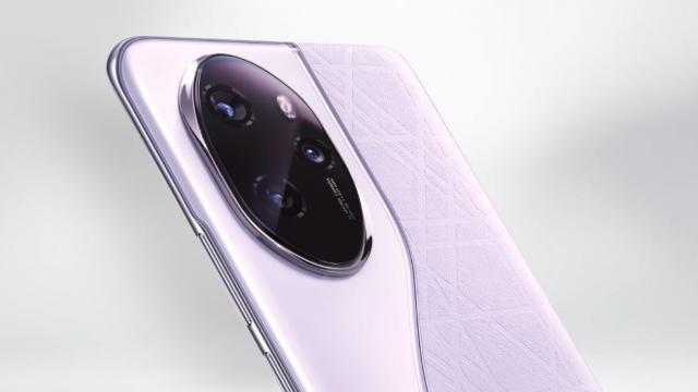 <b>Honor 100 Pro tocmai s-a lansat și sună tentant, cu procesor Snapdragon 8 Gen2 și încărcare la 100W; Debutează și Honor 100 (vanilla)</b>Honor surprinde astăzi prin lansarea a două noi telefoane care arată... diferit. Au module foto cum nu ai mai văzut până acum pe piața smartphone și combină diferite forme geometrice, după cum se poate vedea în imaginile de mai jos