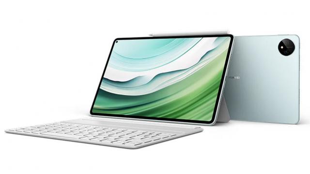 <b>Huawei MatePad Pro 11" 2024 este prima tabletă cu conexiune la satelit; Ce dotări oferă?</b>Huawei a dezvăluit oficial prima sa tableta cu conexiune la satelit şi vorbim aici despre modelul MatePad Pro 11" 2024. Terminalul se va lansa oficial pe 28 noiembrie şi îi aflaţi dotările mai jos

