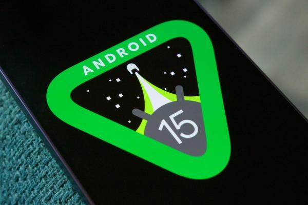 Când sosește Android 15? Update-ul pare că va fi livrat începând din 15 octombrie