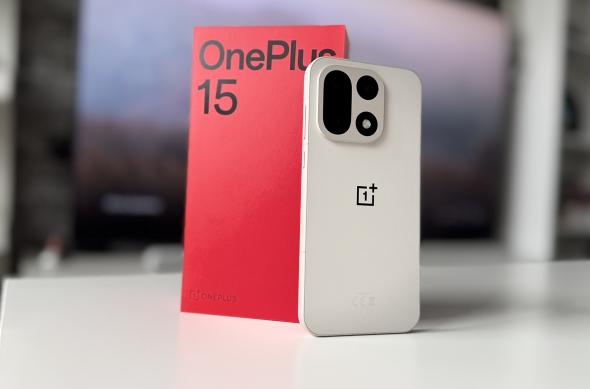 OnePlus 15 - Unboxing: Photo 13.11.2025, 09 44 32.jpg