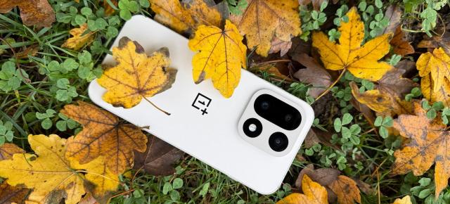 OnePlus 15 review detaliat în limba română (evaluare Mobilissimo)