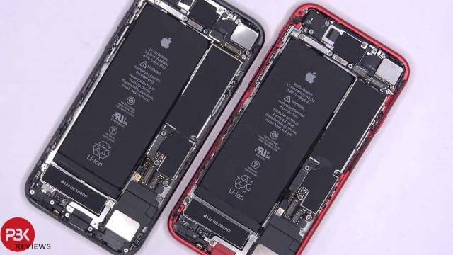 <b>iPhone SE 2020 este desfăcut şi are hardware de iPhone 8, baterie de 1821 mAh spre surprinderea nimănui (Video)</b>După ce am aflat că iPhone SE 2020 se vinde cu un procesor "castrat" pentru a nu consuma aşa multă baterie, azi descoperim şi alte aspecte legate de componentele sale. Multe ar fi reciclate de la iPhone 8, aşa cum 