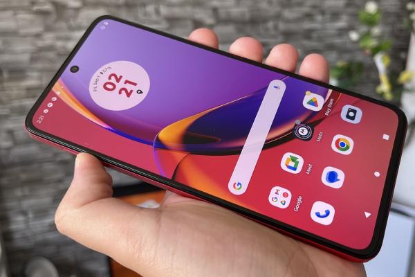 Motorola Moto G84 5G: Benchmark-uri "basic" cu Snapdragon 695 la posturi