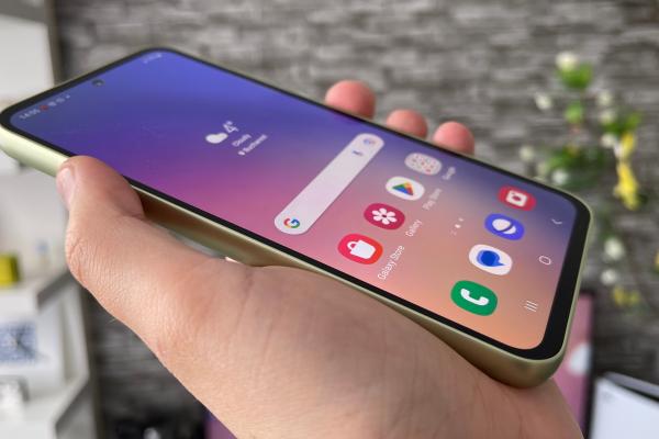 Samsung Galaxy A55 își face apariția în GeekBench; Are procesor Exynos 1480 sub capotă