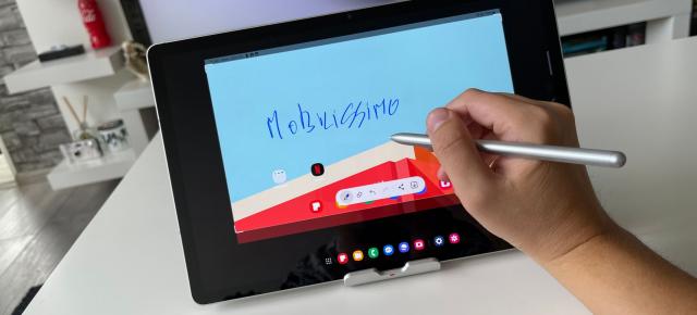 Samsung Galaxy Tab S9 FE+: Display mare și luminos, dar nu AMOLED ca flagship-ul Tab S9