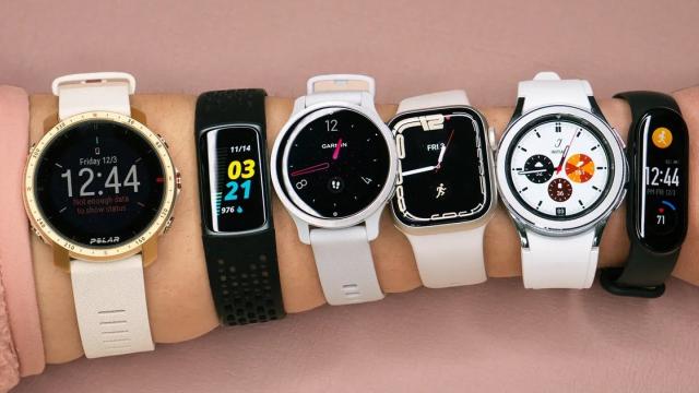 <b>Smartwatch-urile se vând bine! Creștere de 9% la nivel global în al treilea trimestru din acest an</b>Smartwatch-urile și smartphone-urile au cunoscut o scădere la nivel global când vine vorba de vânzări. La începutul acestui an piața smartwatch era în picaj și nu credeam că își va reveni prea curând. Cu toate acestea, iată că a dat semne de revenire încă