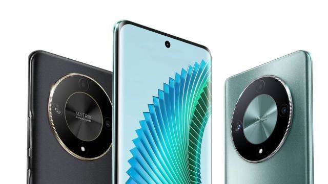 <b>Honor Magic6 Lite prezentat oficial: telefon cu procesor Snapdragon 6 Gen 1, ecran şi baterie peste medie cu mult</b>Honor Magic5 Lite a făcut câteva progrese importante în privinţa bateriei unui telefon mobil, iar Honor Magic6 Lite tocmai a debutat, călcându-i pe urme. Avem de-a face cu un telefon cu un ecran şi baterie neobişnuit de mari în zona midrange