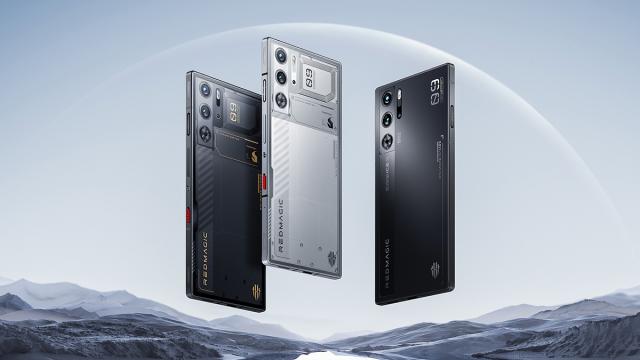 <b>Nubia susține că Red Magic 9 Pro este primul telefon cu spate COMPLET plat, fără protuberanţe; Îl lansează global pe 18 decembrie</b>Noile telefoane de gaming Nubia Red Magic au fost prezentate la final de noiembrie 2023, iar în pragul lansării globale de pe 18 decembrie compania ne amintește un detaliu important, acela că Red Magic 9 Pro aduce o premieră