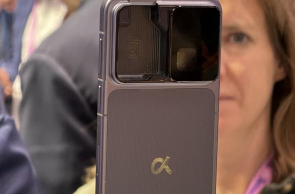 Turul standului Honor la MWC 2026: Photo 02.03.2026, 14 06 35.jpg