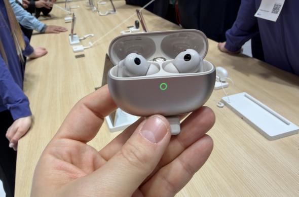 HUAWEI FreeBuds Pro 5 - MWC 2026: Photo 03.03.2026, 11 50 53.jpg