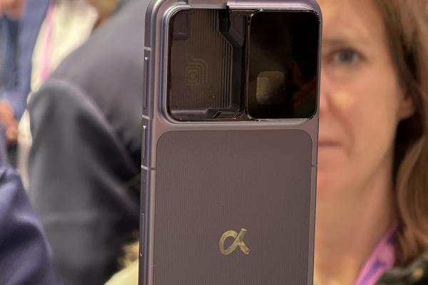 Turul standului Honor la MWC 2026