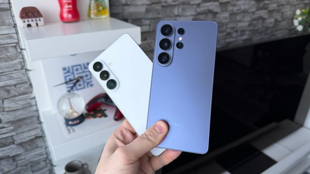 <b>Exynos devine prioritate pentru Samsung; Sud-coreenii vor să introducă CPU-uri proprietare pe tot mai multe smartphone-uri</b>CPU-urile Exynos încă stârnesc un val de reacții negative printre pasionații de tehnologie. Ele au fost văzute drept compromis de-a lungul timpului, venind doar în anumite regiuni, printre care și Europa. E evident totuși că Samsung încearcă