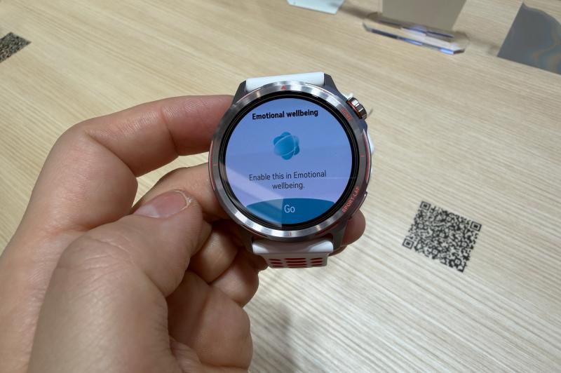 Huawei GT Runner 2 - Fotografii hands-on: Photo 02.03.2026, 12 28 41.jpg