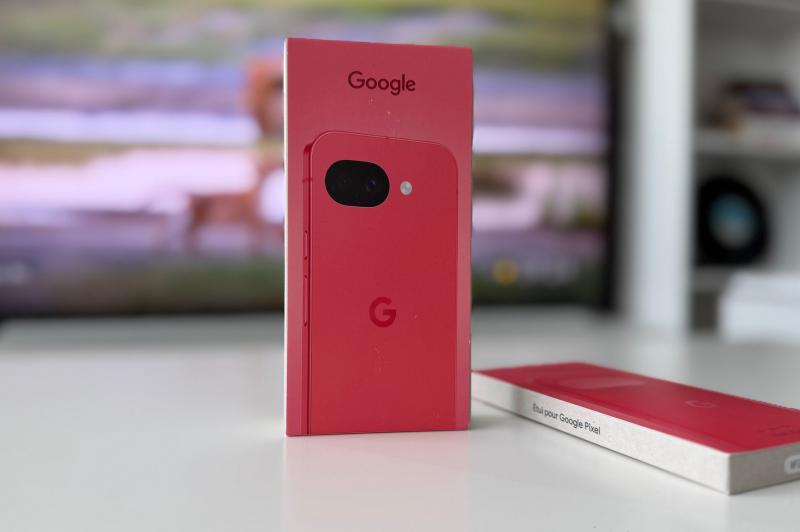 Google Pixel 10a - Unboxing: Google-Pixel-10a-Unboxing_ (5).jpg