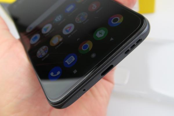 POCO M3 Pro 5G: Conectivitate 5G respectabilă, avem şi infraroşu!