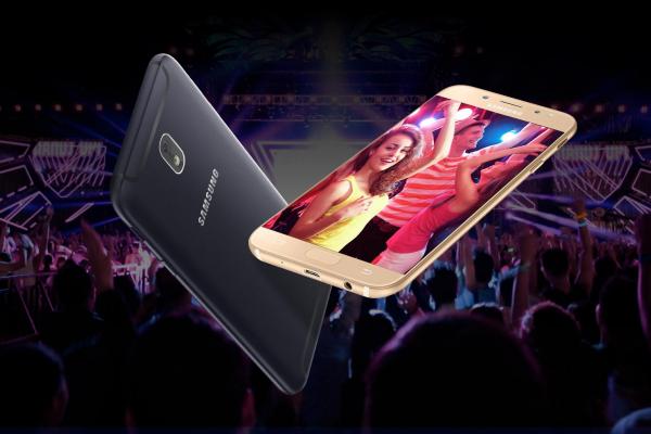 Samsung Galaxy J7 Pro - Fotografii oficiale