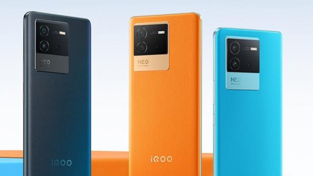 <b>vivo aduce un nou flagship pe piață: iQOO Neo6 vine cu procesor Snapdragon 8 Gen1 și încărcare la 80W</b>După ce și-a lansat prima tabletă din portofoliu (vivo Pad) și primul telefon pliabil (vivo X Fold), astăzi cei de la vivo aduc pe piață prin intermediul brandului iQOO un alt flagship. Se numește iQOO Neo6 și țin să vă reamintesc că la un moment