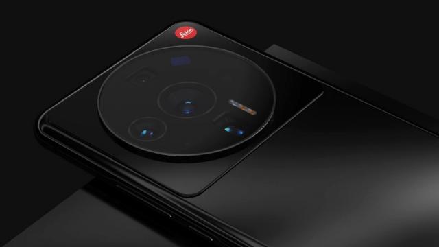 <b>Sony IMX989 ar fi senzorul flagship pregătit pentru Xiaomi 12 Ultra; Apare menționat de un zvonac celebru</b>Multă vreme flagship-ul Xiaomi 12 Ultra a apărut în leak-uri având asociat senzorul foto Sony IMX866, dar astăzi asistăm la o schimbare de situație. Celebrul zvonac Digital Chat Station sugerează faptul că de fapt acest telefon va îngloba senzorul