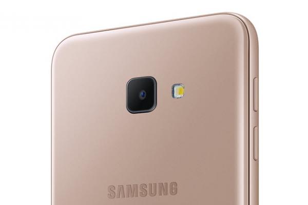 Samsung Galaxy J4 Core debutează oficial cu Android Go la bord; Iată dotările sale