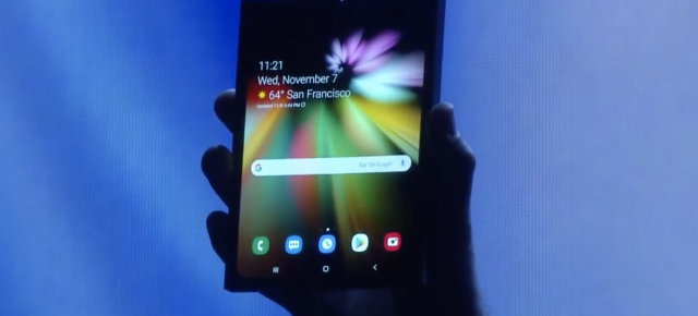 Samsung prezintă display-ul viitorului său smartphone pliabil, Infinity Flex Display